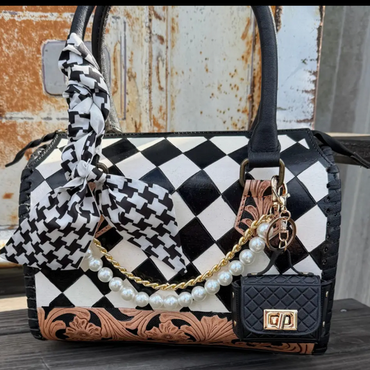 Checkered Decorative Speedy