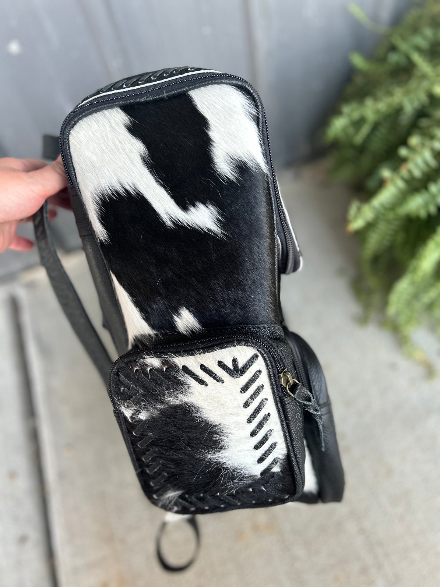 Cross-stitched Cowhide Backpack(black leather)